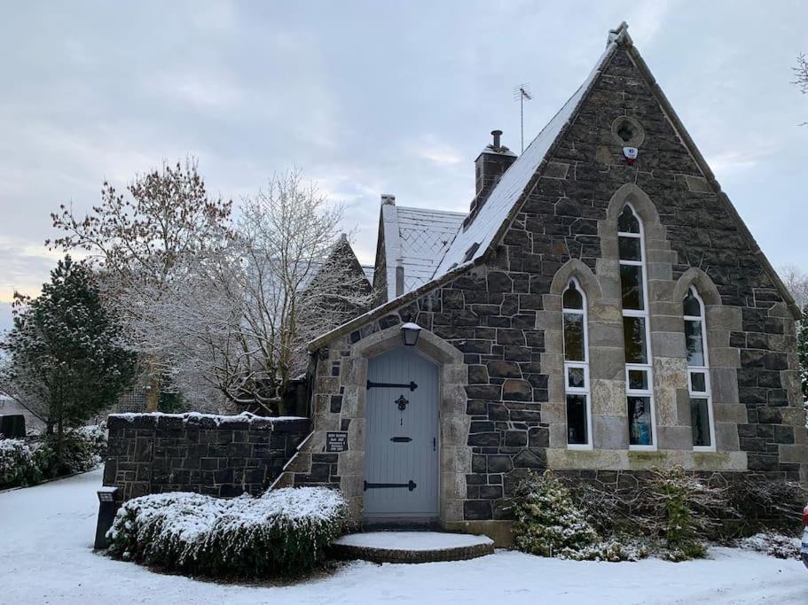 فيلا Old Schoolhouse, Galgorm المظهر الخارجي الصورة